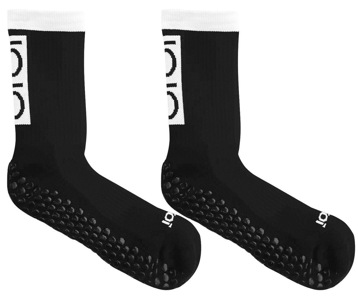 Oioi - Cushion Grip Sock - www.therugbyshop.com www.therugbyshop.com ADULT UNISEX / Black / S XIX Brands Oioi - Cushion Grip Sock